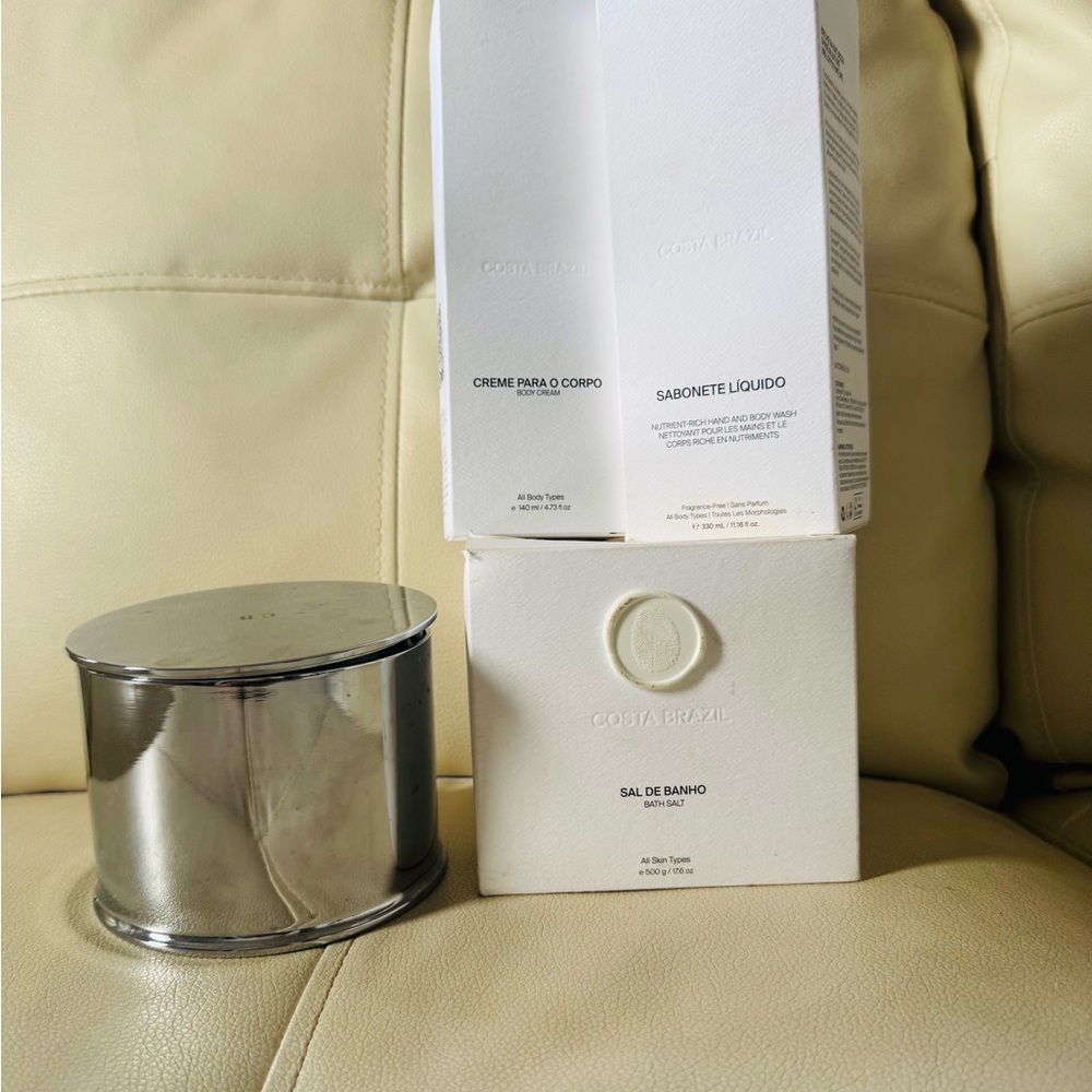NEW COSTA BRAZIL NEW! Skincare Set with Silver and White Packaging - Picture 12 of 16